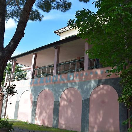 Hotel Pozzuolo Celle Ligure Extérieur photo