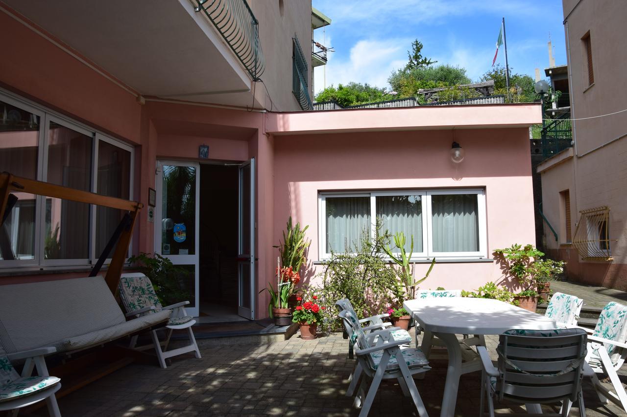 Hotel Pozzuolo Celle Ligure Extérieur photo