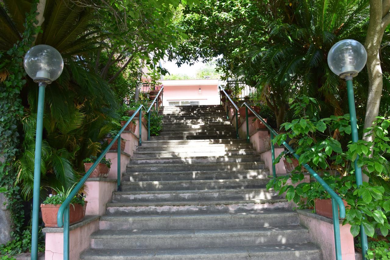 Hotel Pozzuolo Celle Ligure Extérieur photo